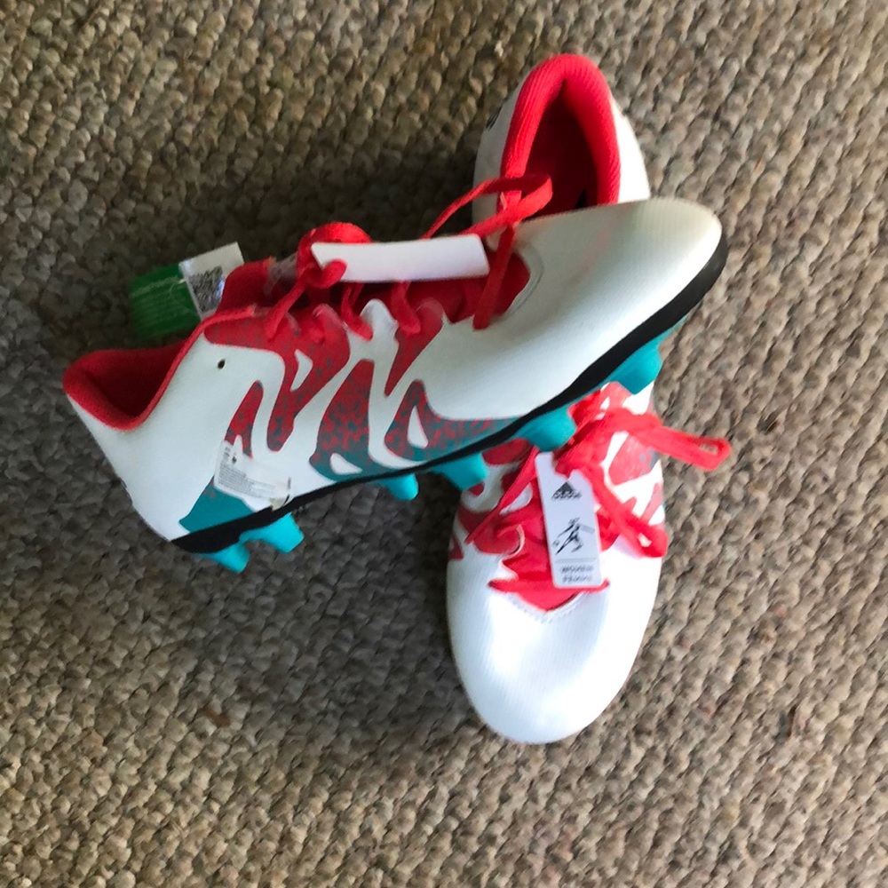 NWT, Adidas women’s soccer cleats, 9.5